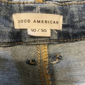 Good American Flared Button Fly Jeans 10/30